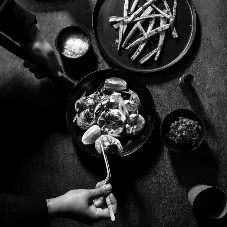 limetten shrimps mit scharfen pastinaken pommes 